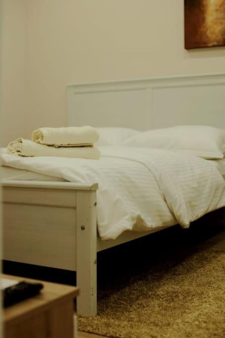 Grandpa House App.1 Apartment Tiranë Luaran gambar
