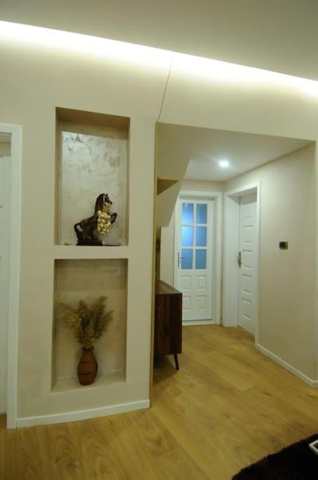 Grandpa House App.1 Apartment Tiranë Luaran gambar