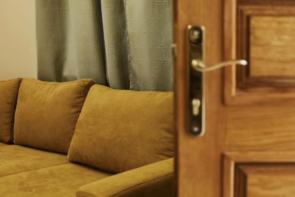Grandpa House App.1 Apartment Tiranë Luaran gambar