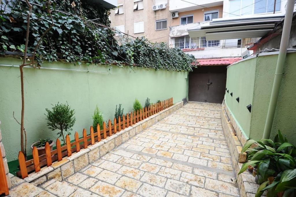 Grandpa House App.1 Apartment Tiranë Luaran gambar